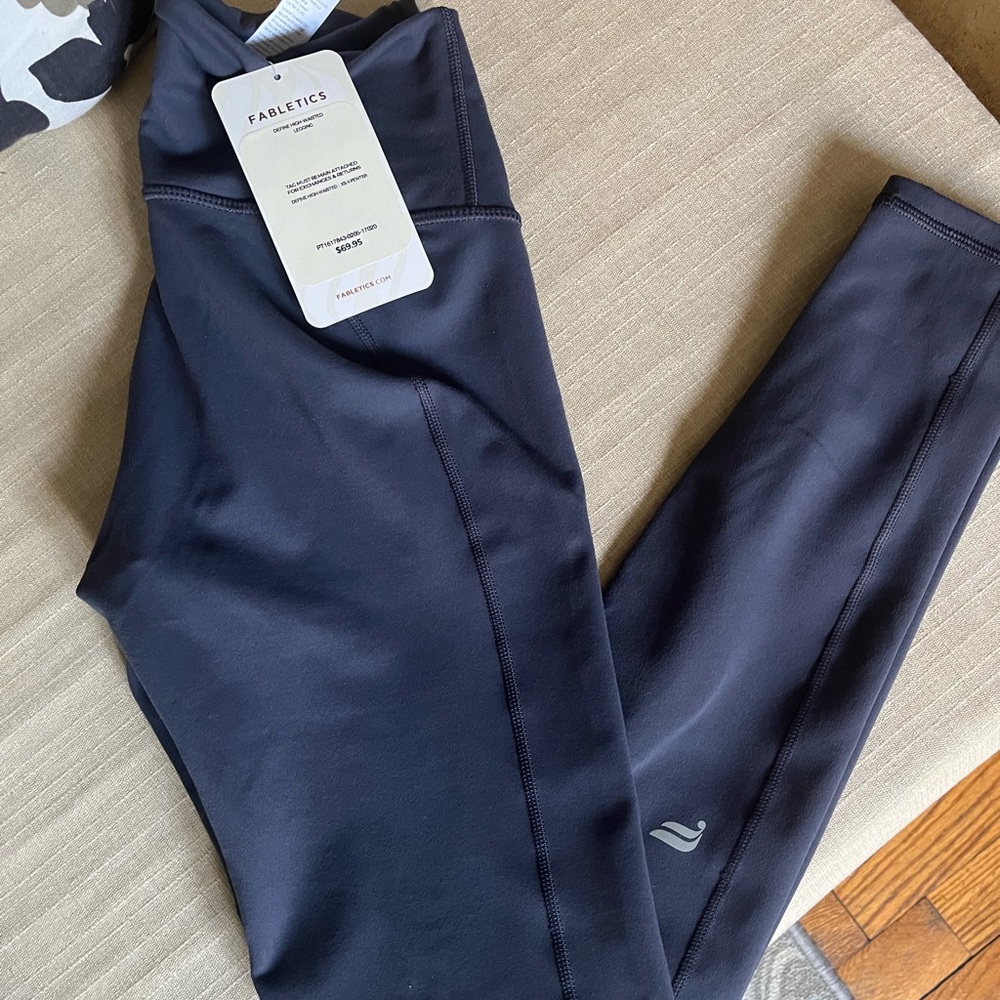 Define Power Hold Legging
